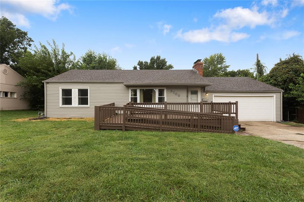 3706 S Sterling Avenue Property Photo 1
