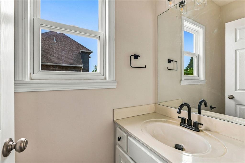 1306 Thomas Drive Property Photo 16