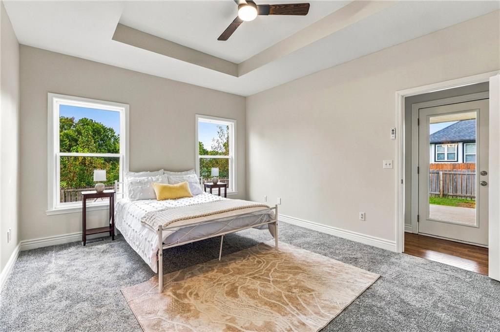 1306 Thomas Drive Property Photo 18