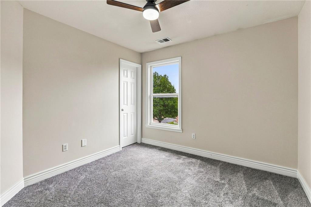 1306 Thomas Drive Property Photo 26