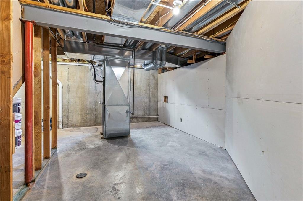 1306 Thomas Drive Property Photo 36