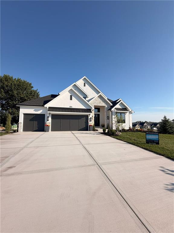 586 South Shore Drive Property Photo