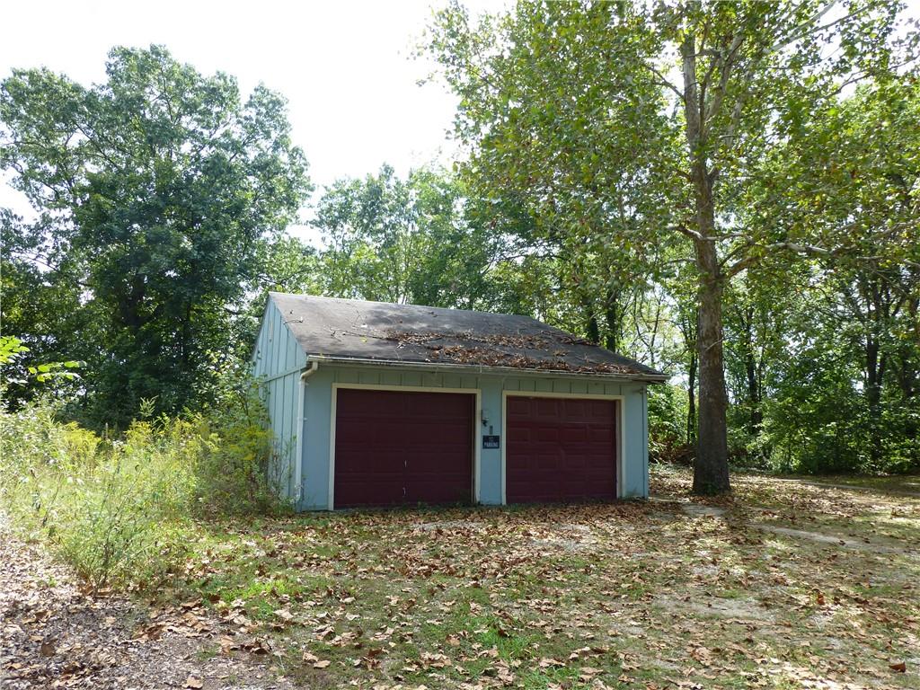 731-733 Sw 13 Highway Property Photo 2