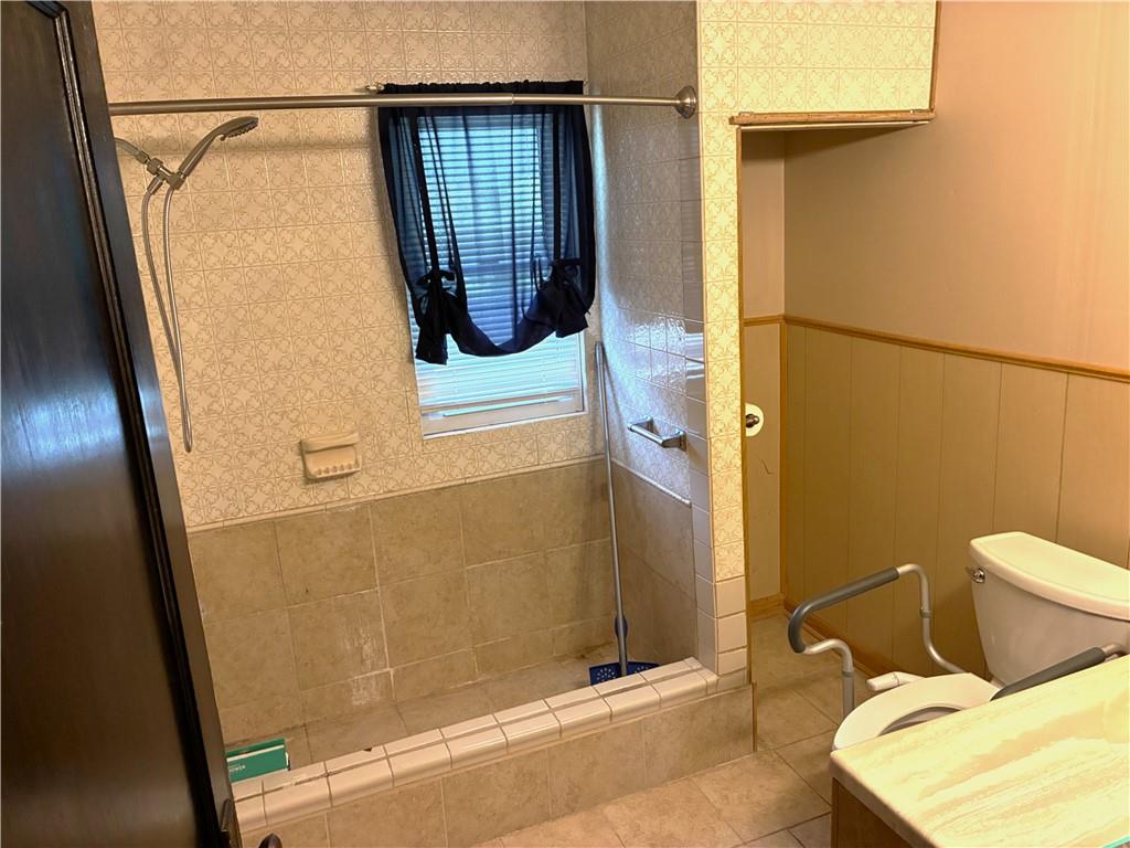 3525 Flora Avenue Property Photo 9