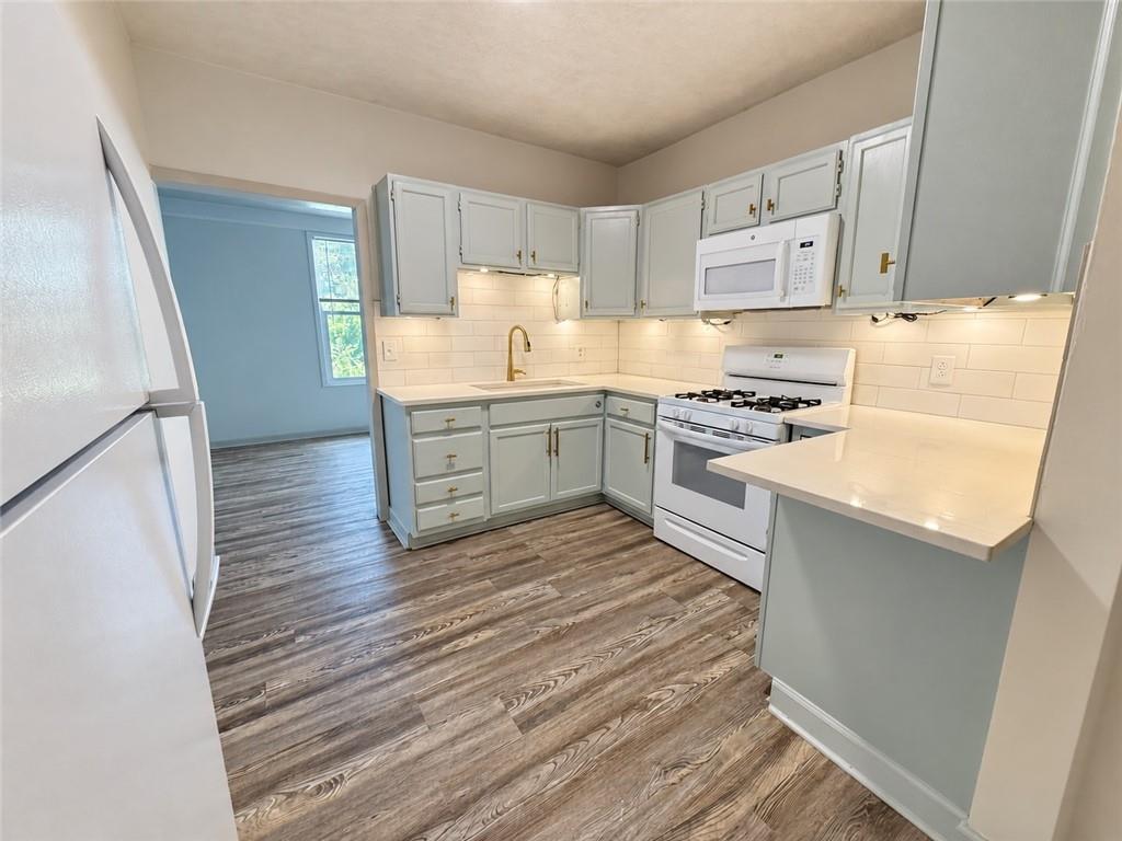 8850 Woodland Drive Property Photo 6