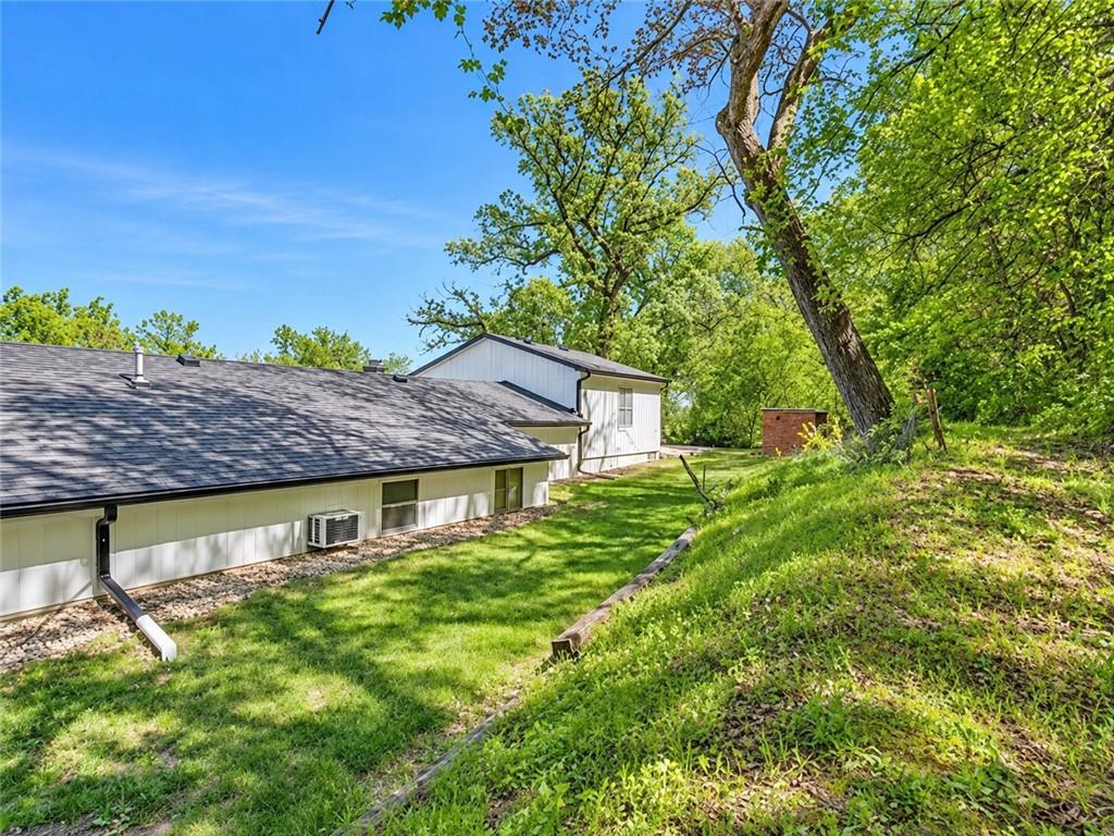 8850 Woodland Drive Property Photo 19