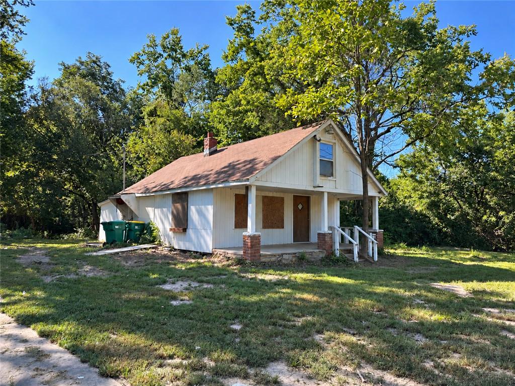 2940 Loring Lane Property Photo 1