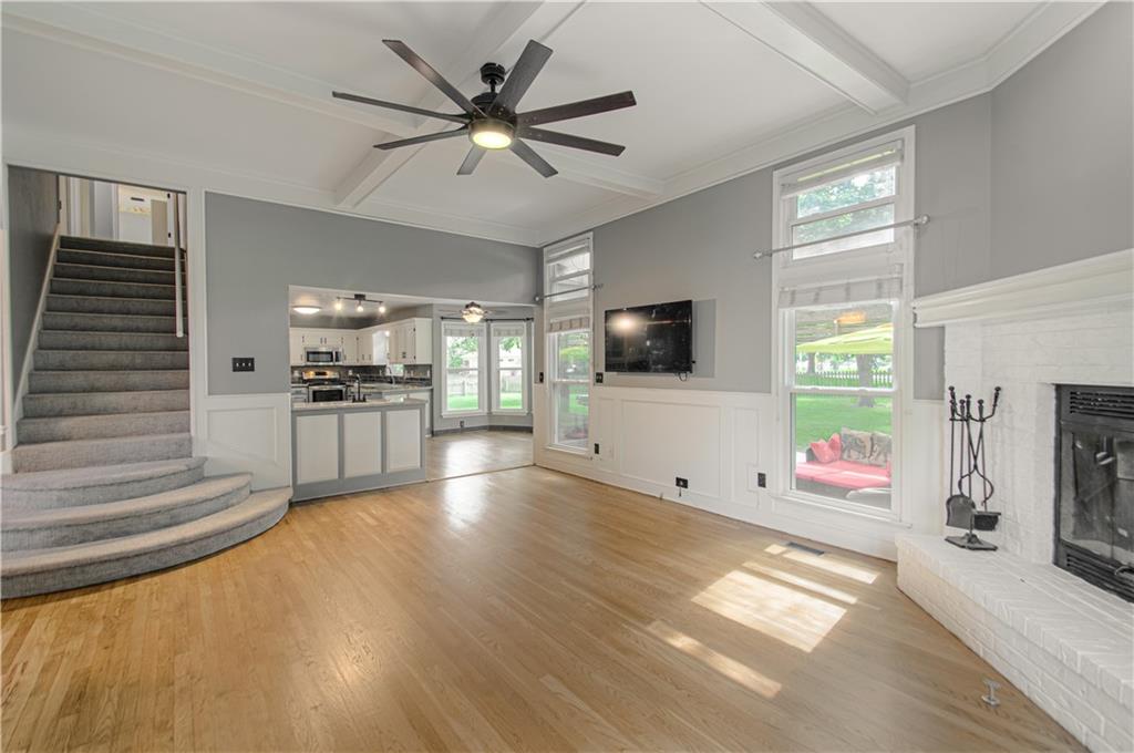 8533 Hall Street Property Photo 11