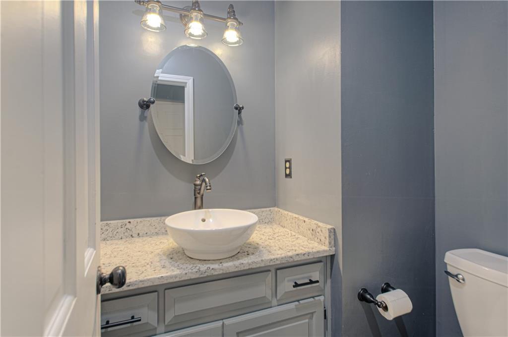 8533 Hall Street Property Photo 19