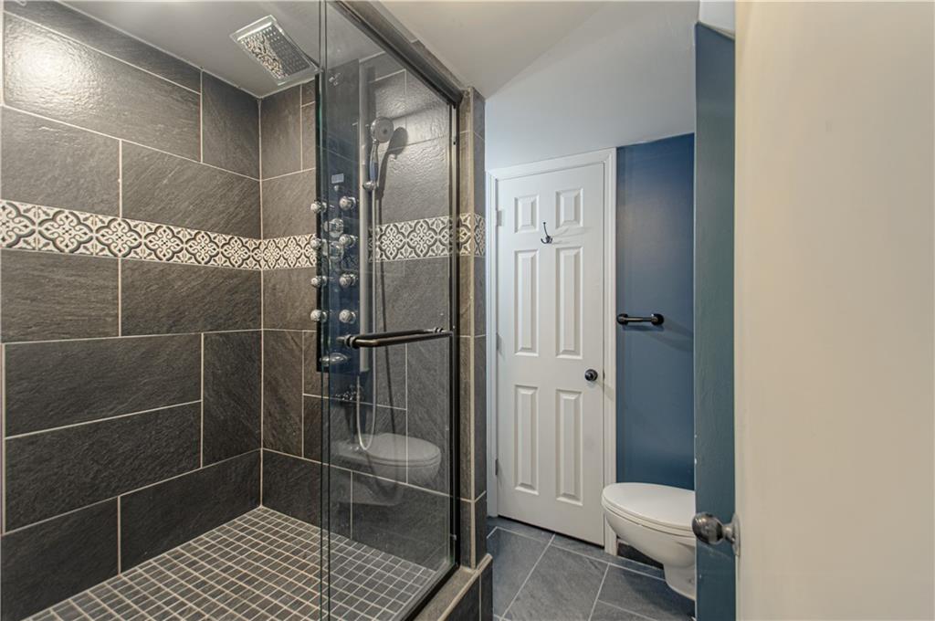 8533 Hall Street Property Photo 45