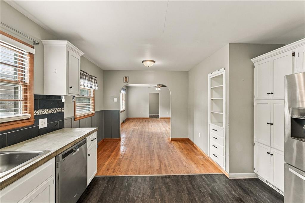 512 E Woods Street Property Photo 11