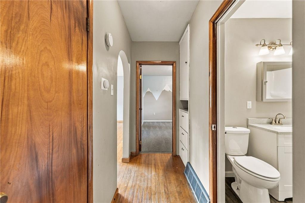 512 E Woods Street Property Photo 14