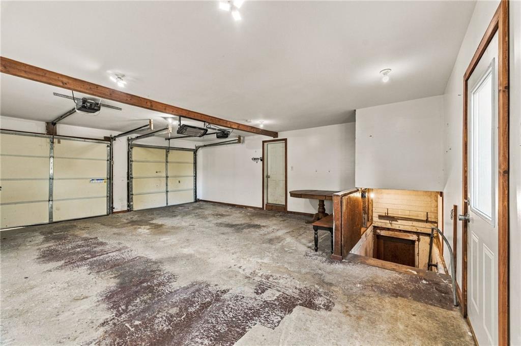 512 E Woods Street Property Photo 26