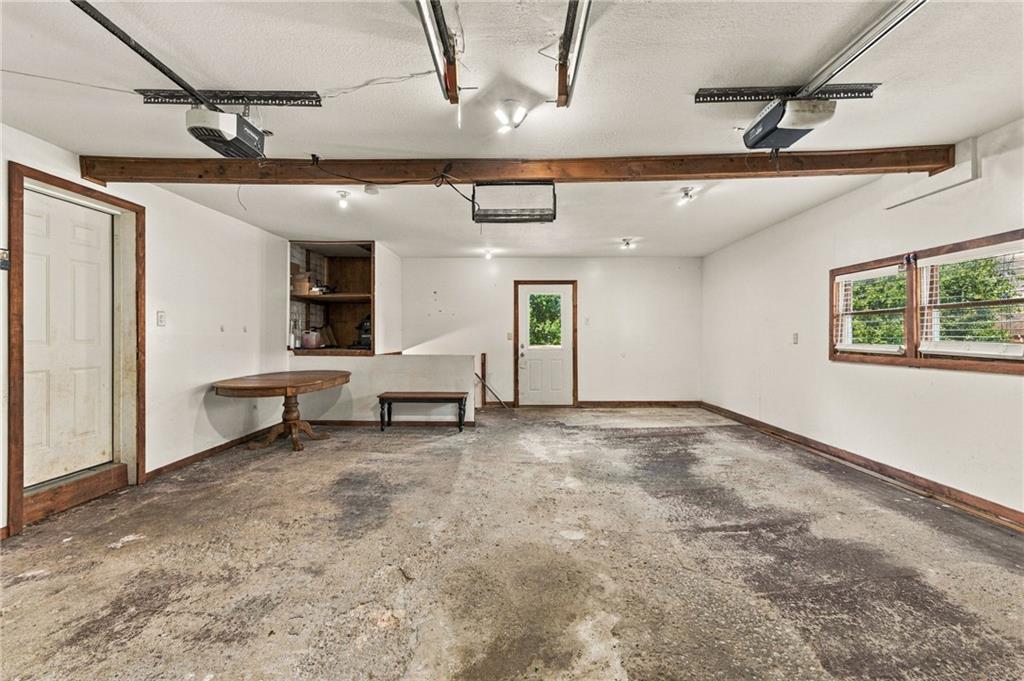 512 E Woods Street Property Photo 27