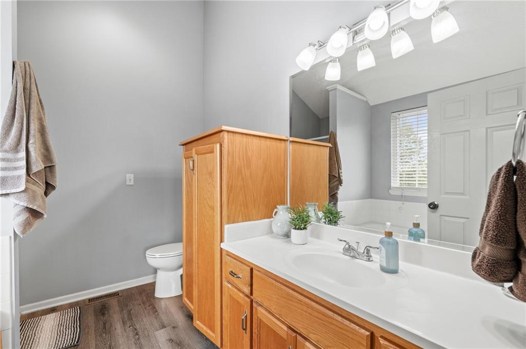 15150 Roger Road Property Photo 9