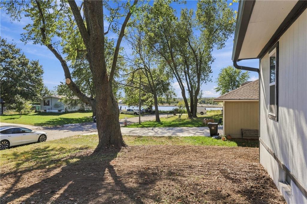 313 Clearview Drive Property Photo 3