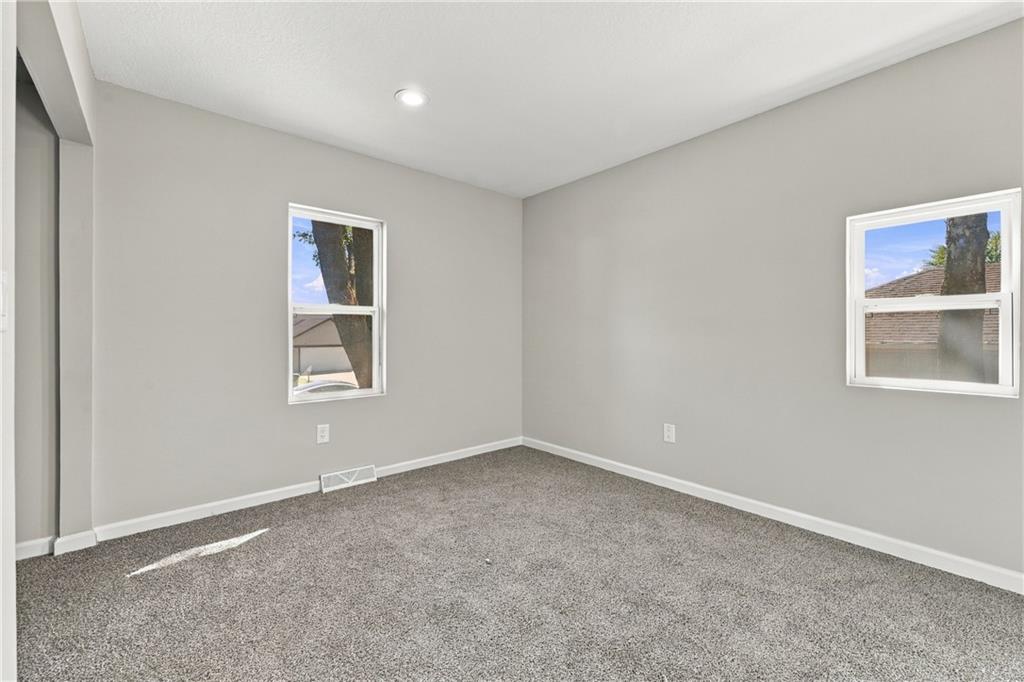 313 Clearview Drive Property Photo 18
