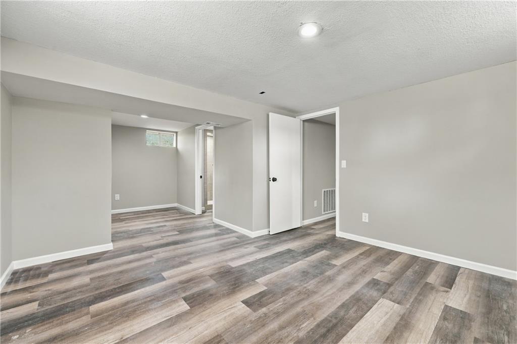 313 Clearview Drive Property Photo 25
