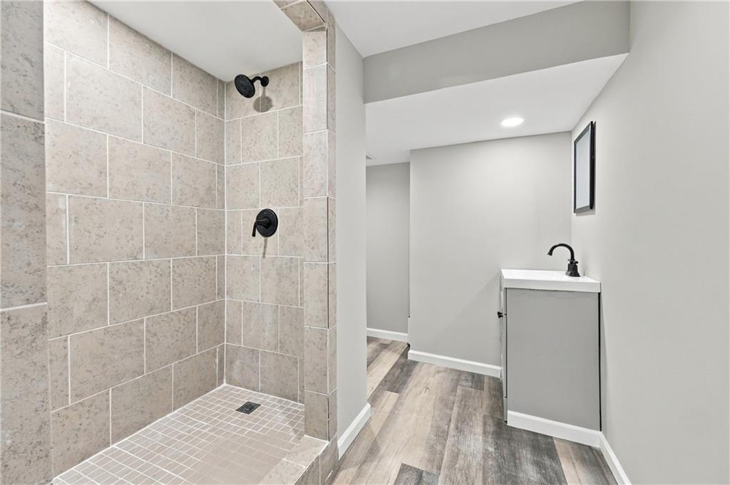 313 Clearview Drive Property Photo 26