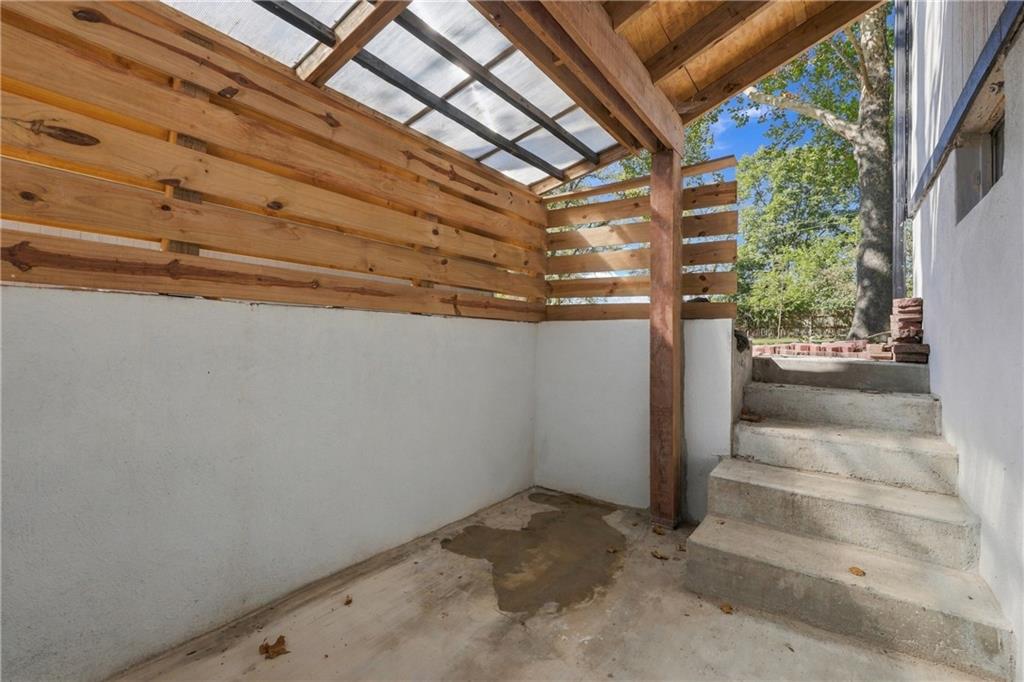 313 Clearview Drive Property Photo 29