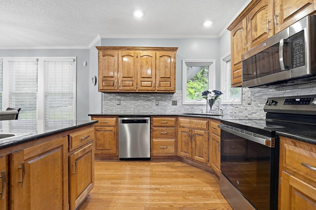 8417 Harbinger Street Property Photo 10