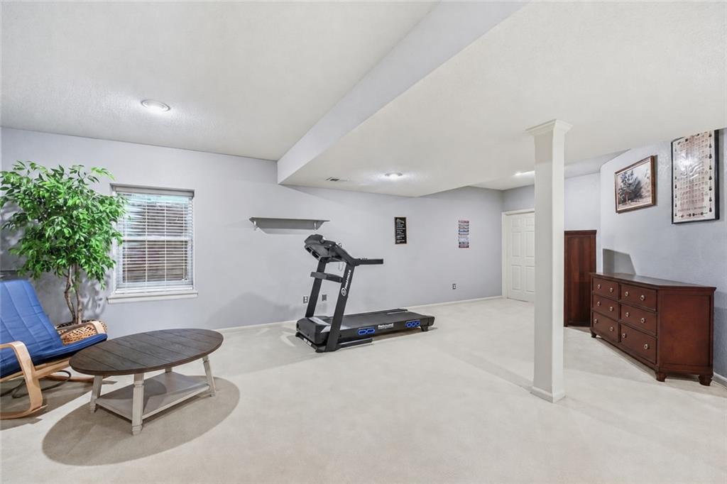 8417 Harbinger Street Property Photo 40