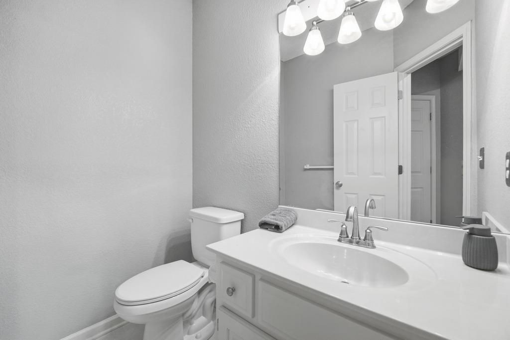 8417 Harbinger Street Property Photo 42