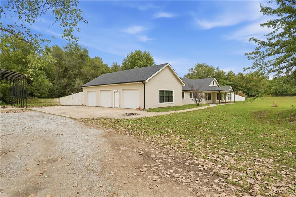 3 Kendi Lane Property Photo 3