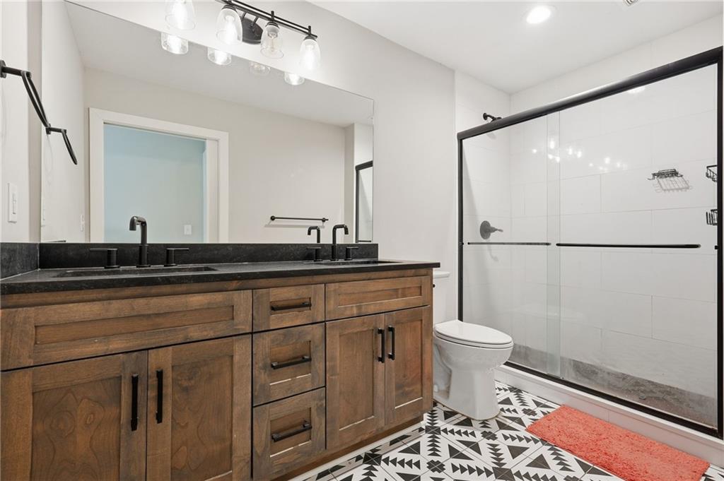 3 Kendi Lane Property Photo 15