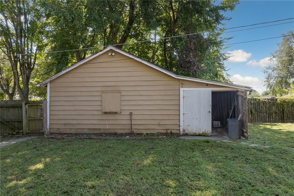 2023 Main Street Property Photo 9