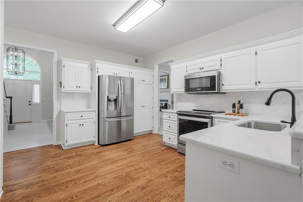 6812 Haskins Street Property Photo 14