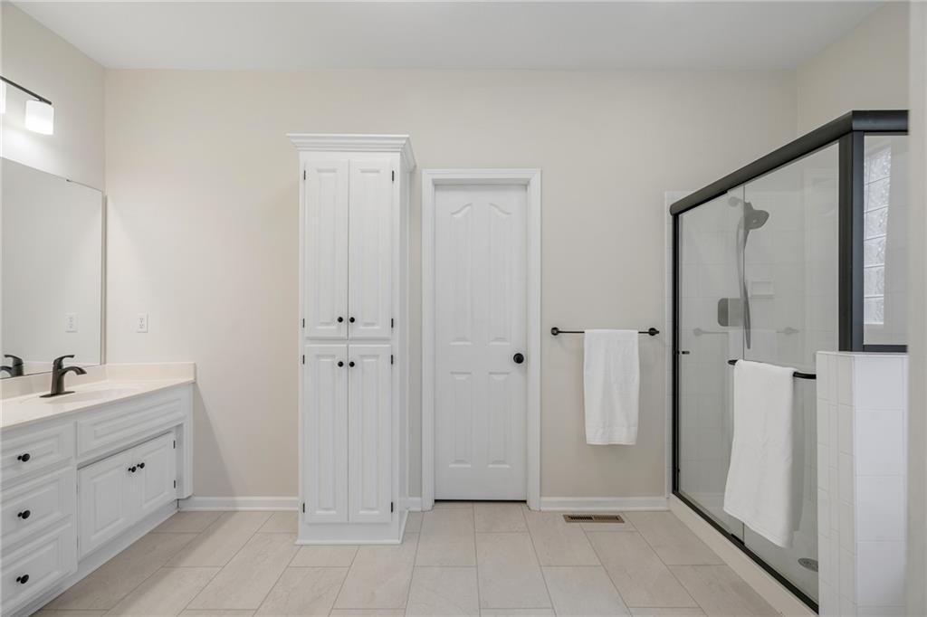 6812 Haskins Street Property Photo 23
