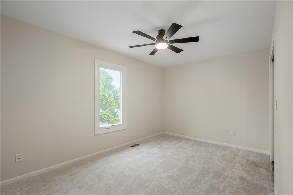 6812 Haskins Street Property Photo 32
