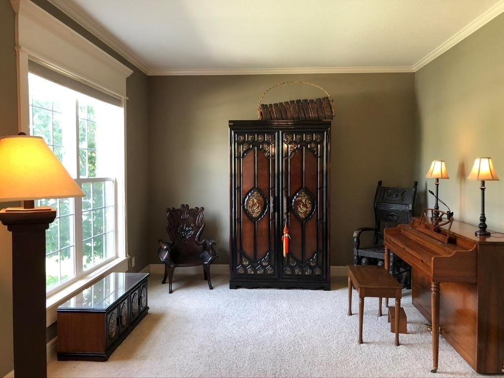 703 Willow Drive Property Photo 11