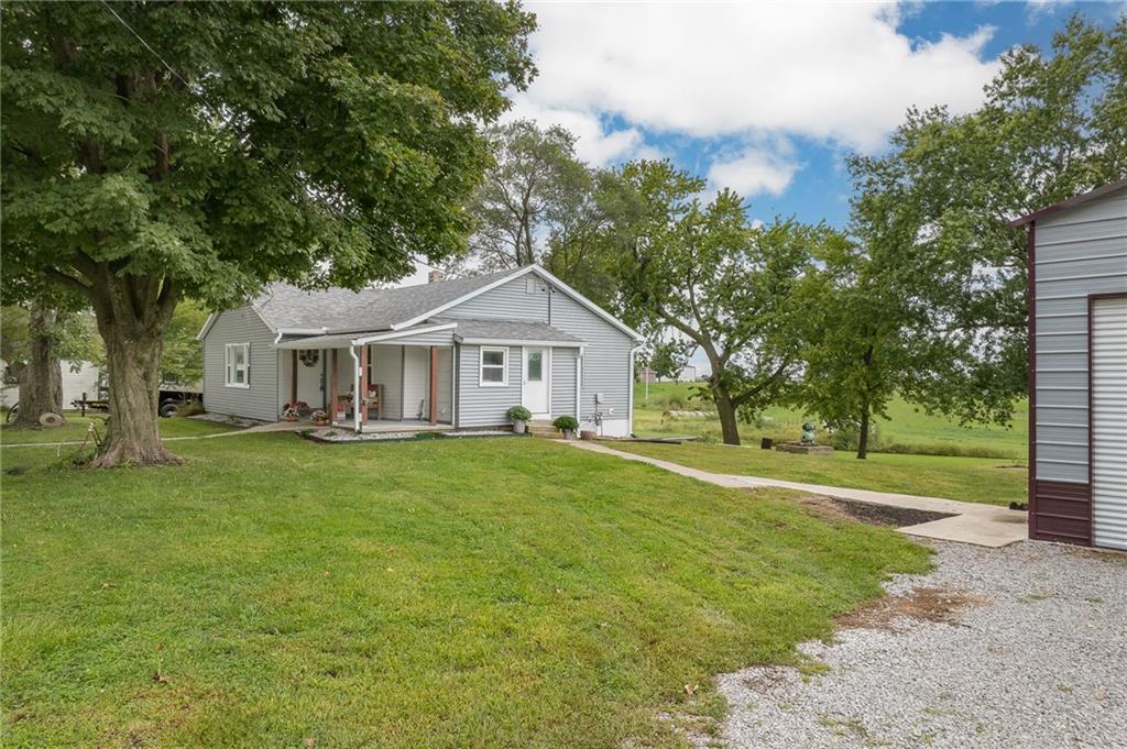 32951 1st Street Property Photo 2