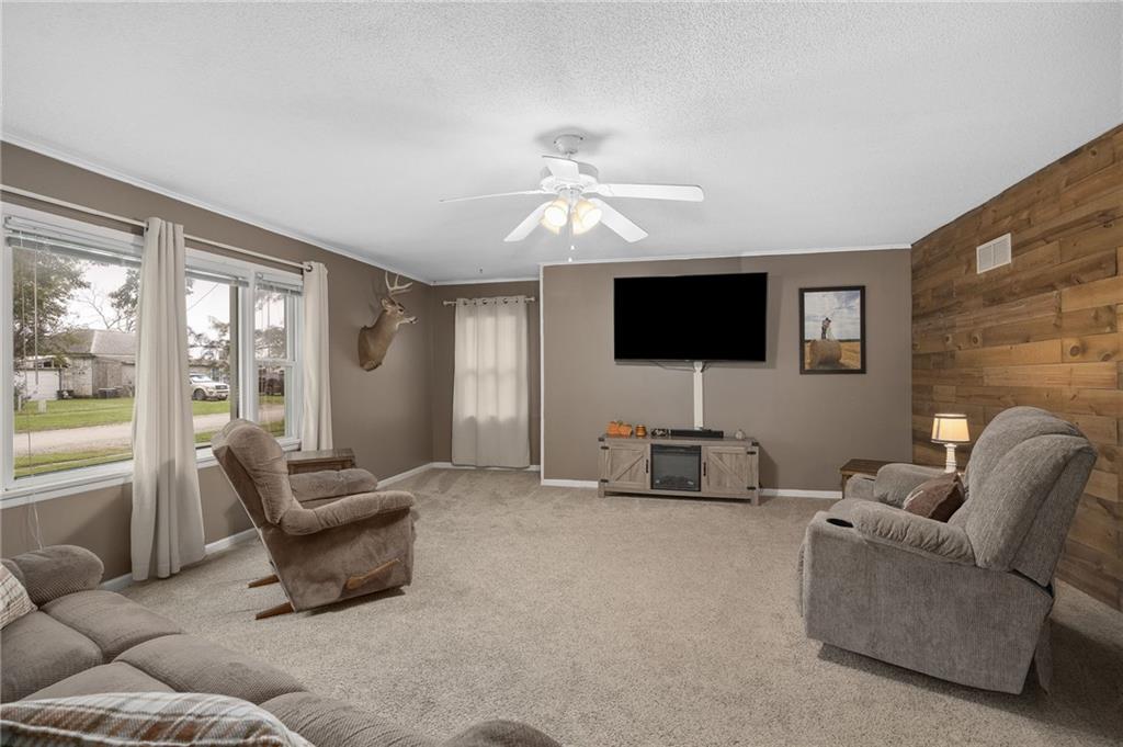 32951 1st Street Property Photo 15