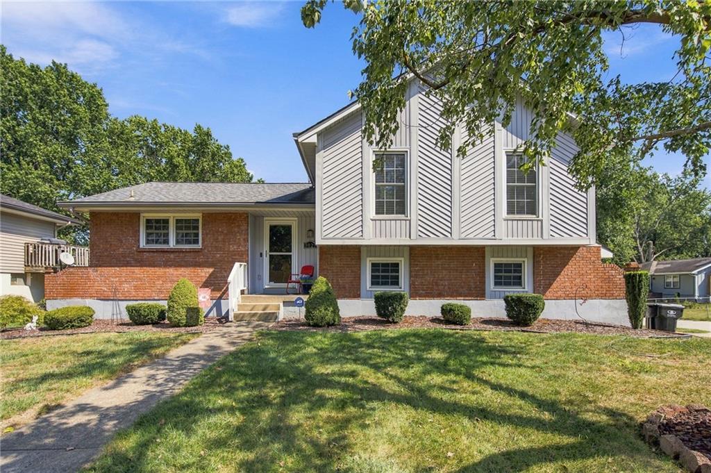 3023 Bryn Mawr Drive Property Photo 1