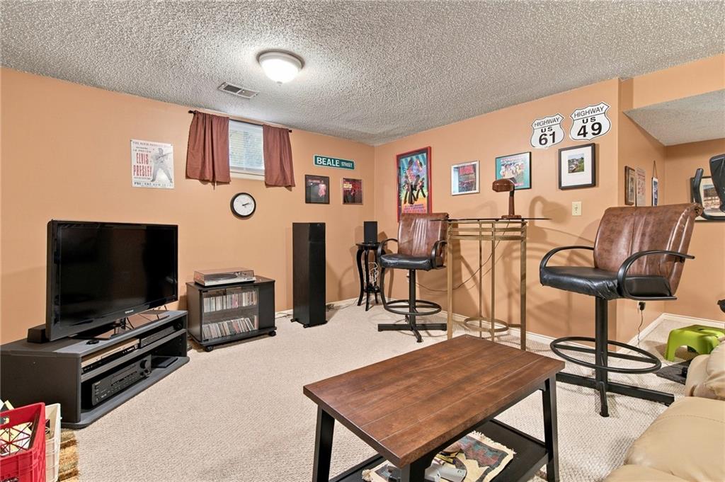 3023 Bryn Mawr Drive Property Photo 22