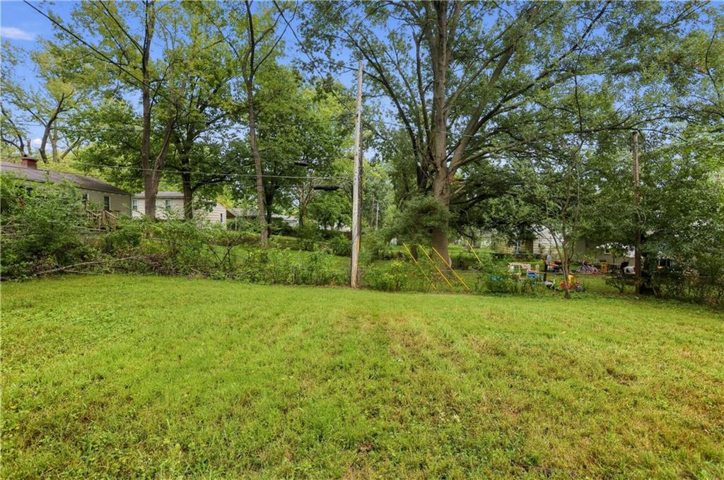 11015 Herrick Avenue Property Photo 5
