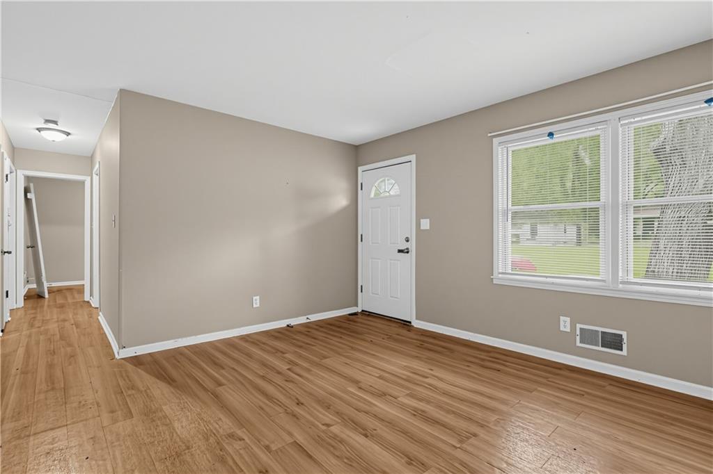 11015 Herrick Avenue Property Photo 10