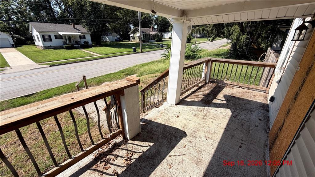 2104 E 59th Street Property Photo 12