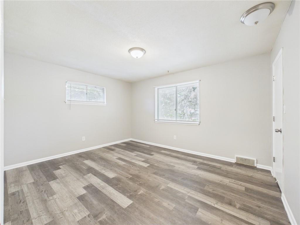 8030 Campbell Street Property Photo 10