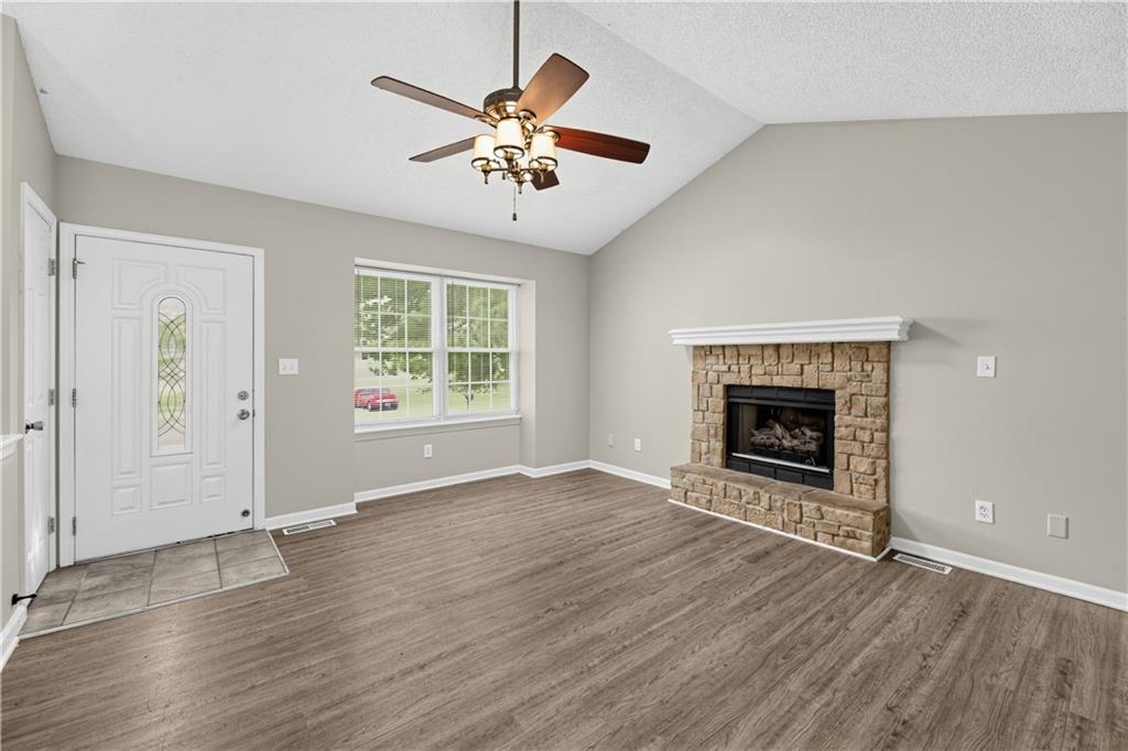 800 N Mohican Drive Property Photo 9