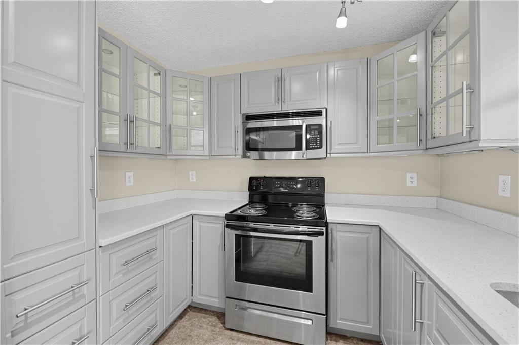 800 N Mohican Drive Property Photo 14
