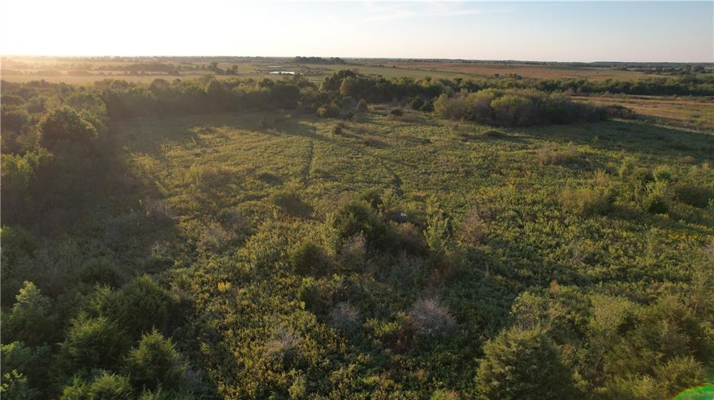 890 Nw 100th Road Property Photo 2