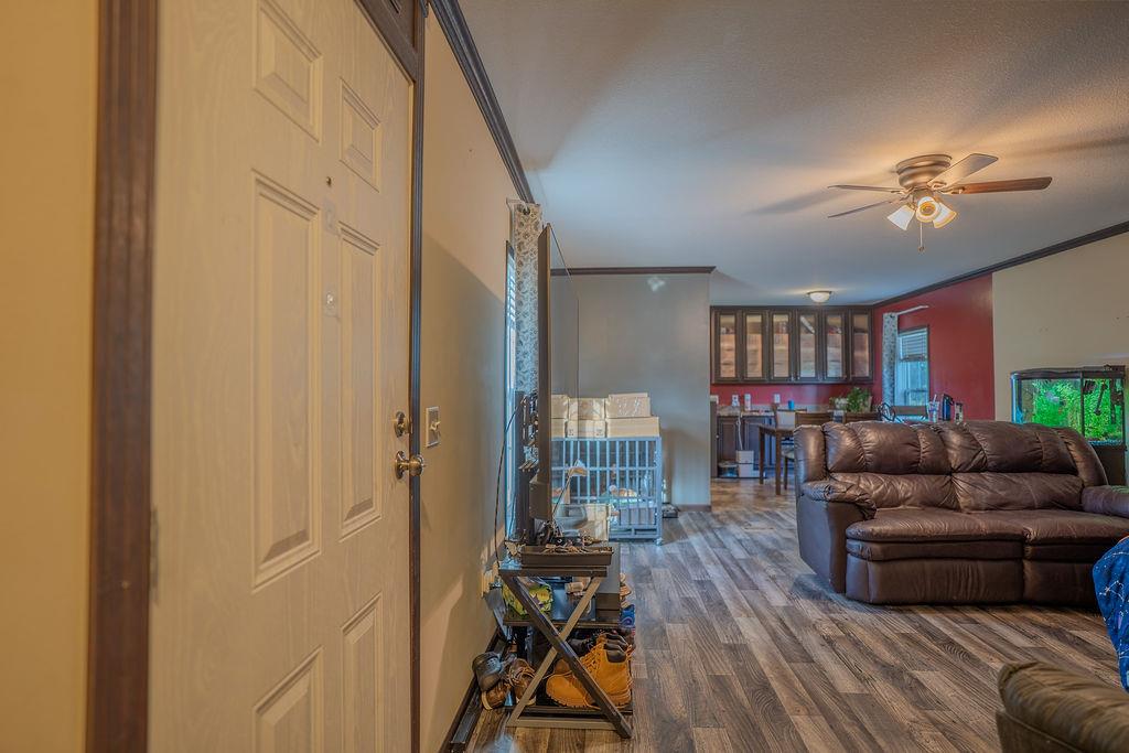 9243 1st Street Property Photo 10