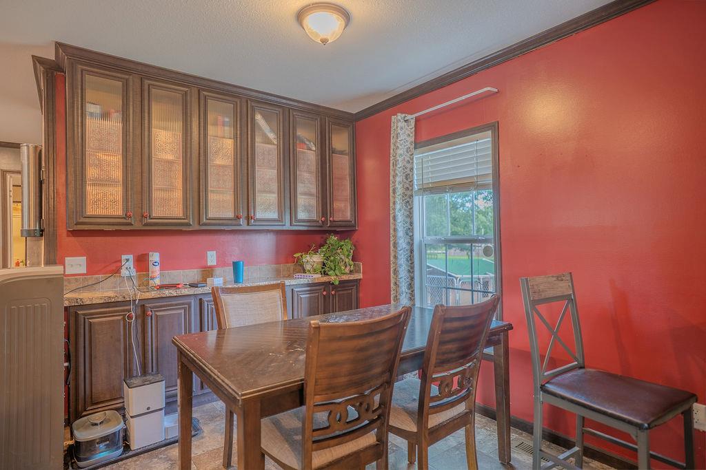 9243 1st Street Property Photo 11
