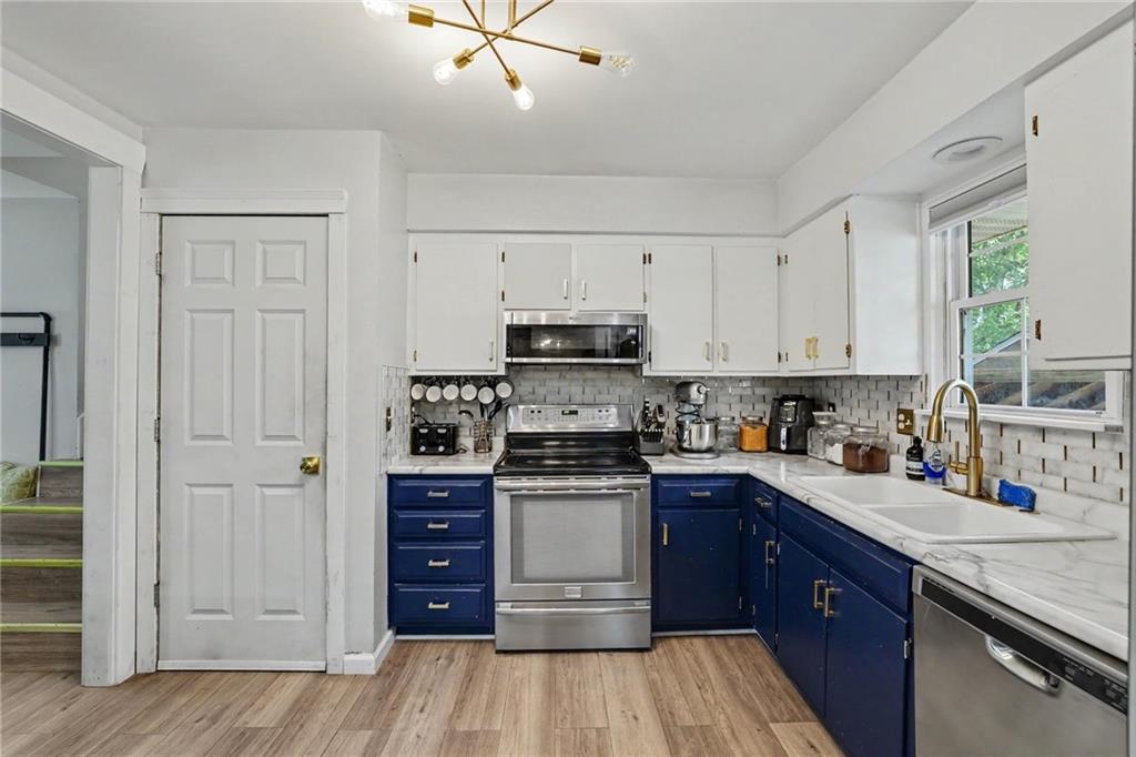 2018 E Mohawk Court Property Photo 9