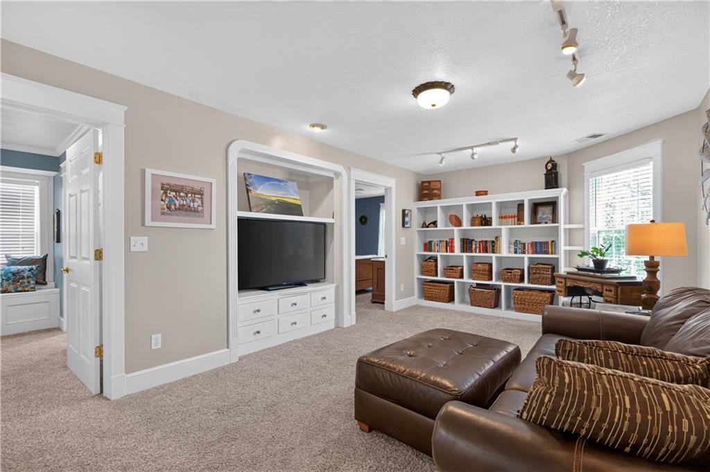 1558 N 600 Road Property Photo 30