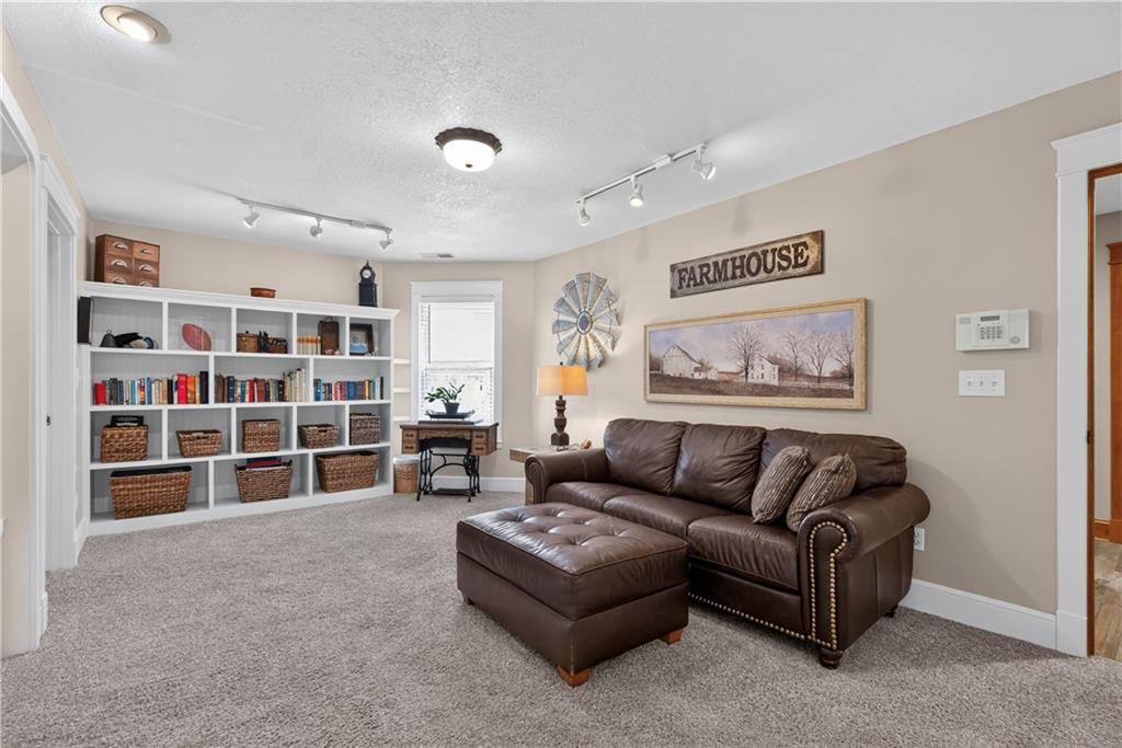 1558 N 600 Road Property Photo 31